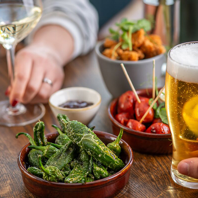 vin-ln25-21-drinks-barsnacks-img.jpg