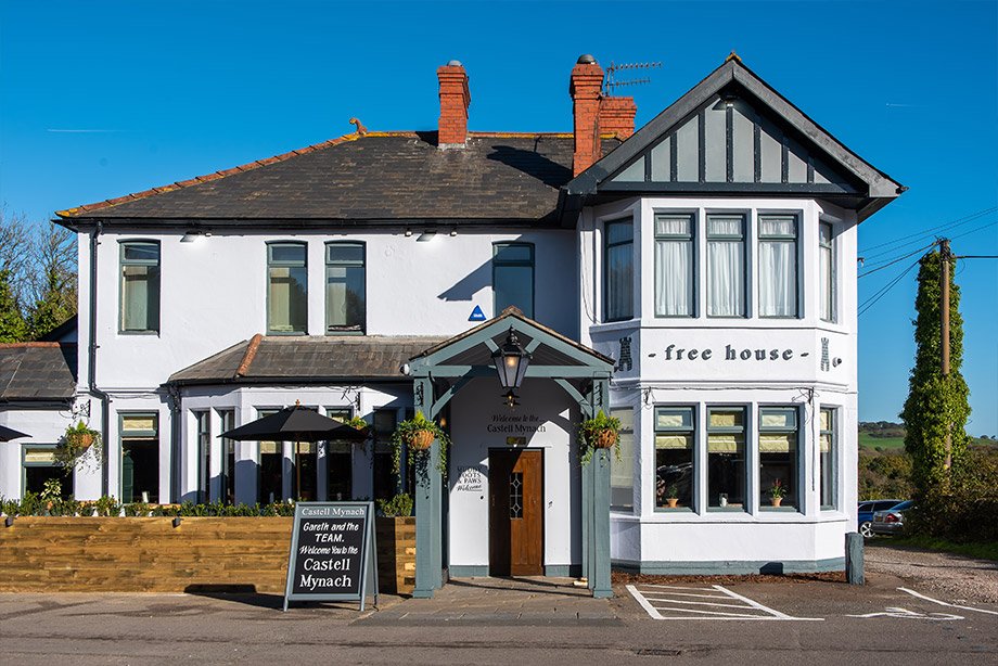 Look Inside & Outside of The Castell Mynach Vintage Inns