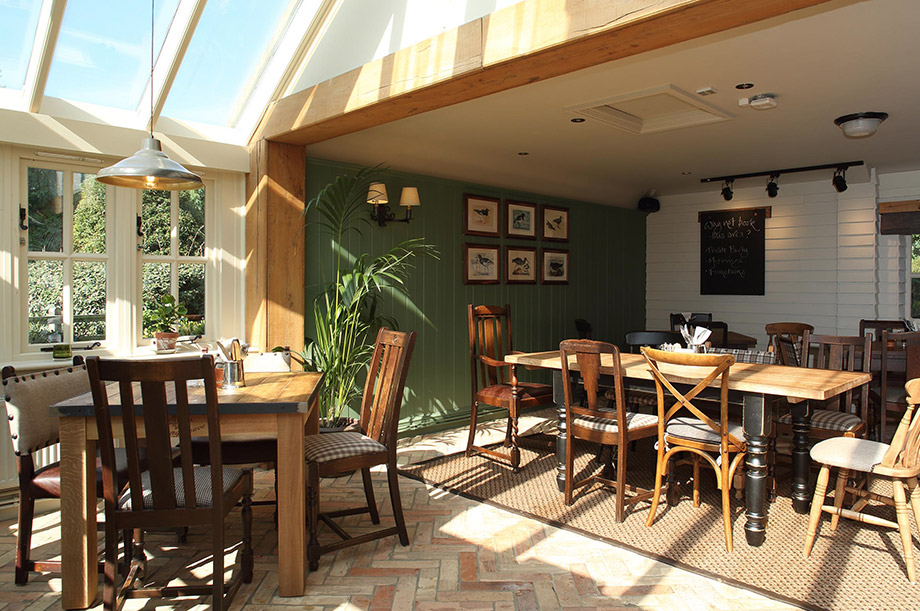 Look Inside & Outside of The Oystercatcher, Littlehampton Vintage Inns