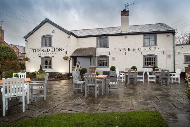 The Red Lion, Dodleston in Dodleston