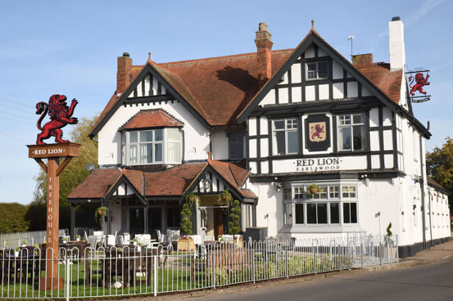 The Red Lion, Earlswood in Earlswood